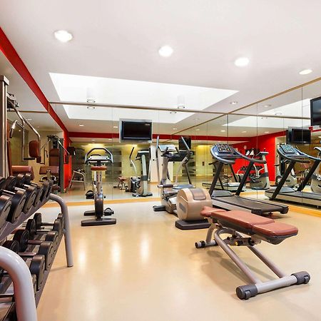 Ibis Al Rigga Hotell Dubai Eksteriør bilde