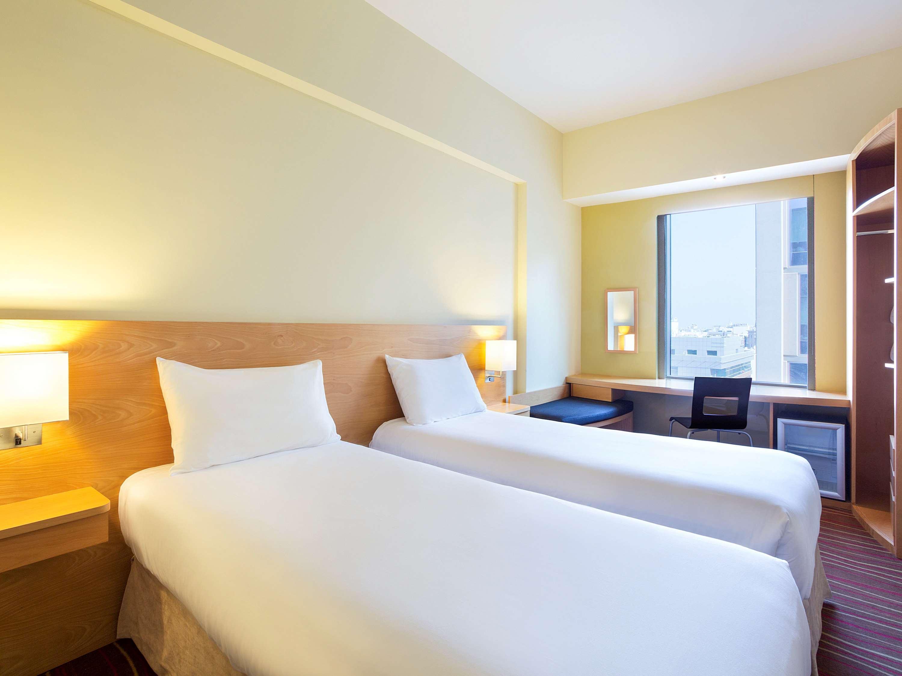 Ibis Al Rigga Hotell Dubai Eksteriør bilde